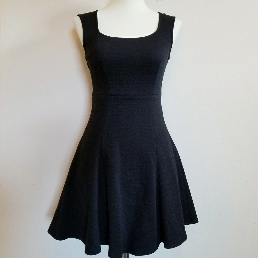 URBAN OUTFITTERS Pins and Needles black dress
